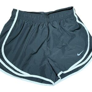Nike Dri-FIT Tempo Running Shorts Gray White Women’s Small